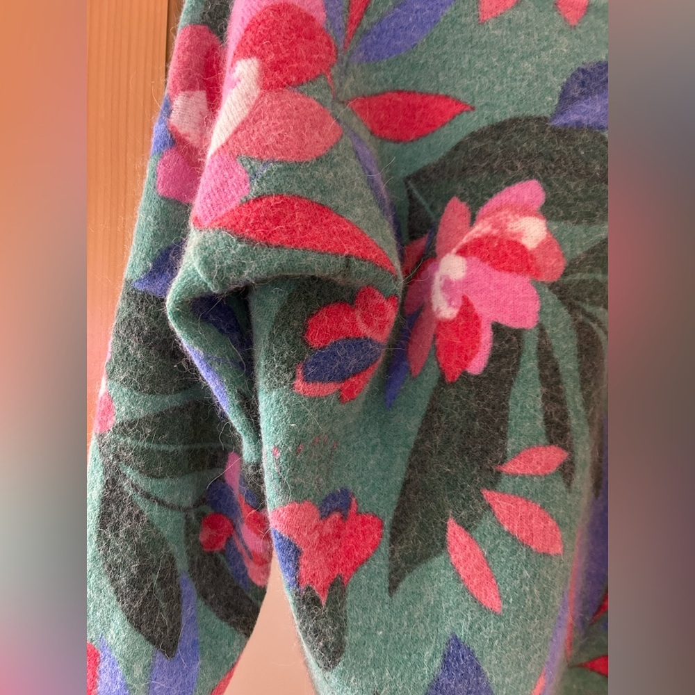 Grace and Mila Floral Alpaca Blend Sweater - Picture 10 of 12